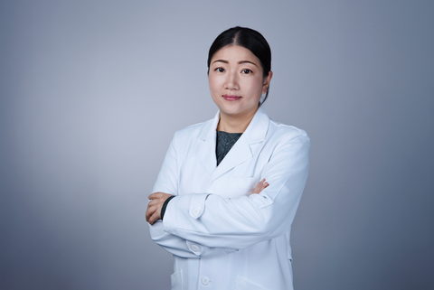 Interview with Dr. Cherry Lo: The Scientist behind our Longevity Product Line