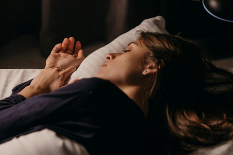 Natural Sleep Supplements: What Actually Helps Sleep Quality, Stress and Overnight Recovery?